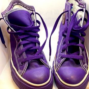 Converse All-Star women’s size 7/ unisex 5 purple upper and rare purple sole